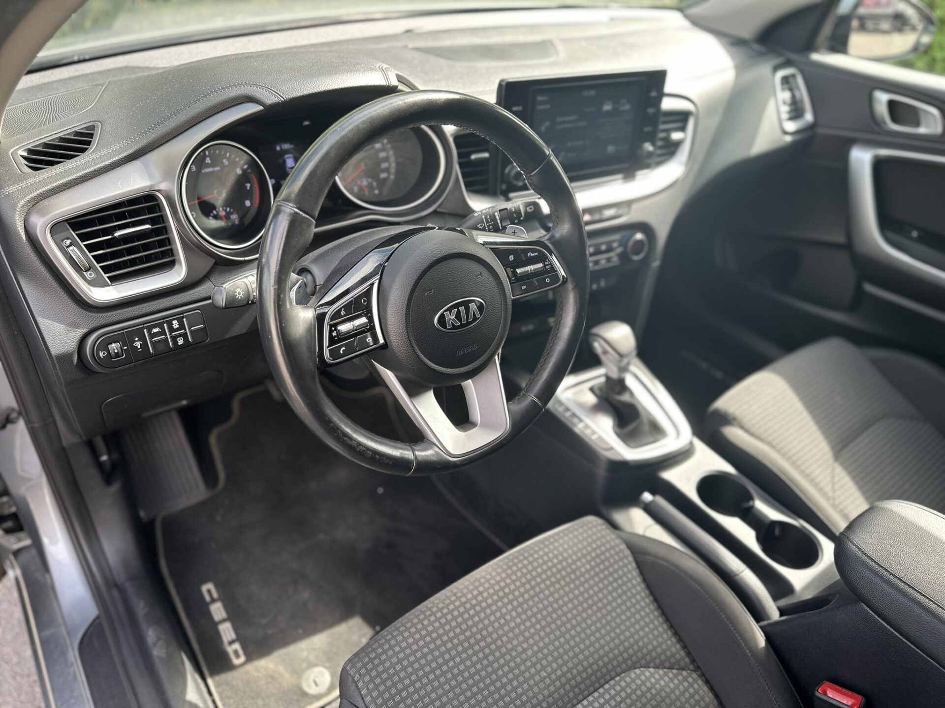 Kia ceed 2021