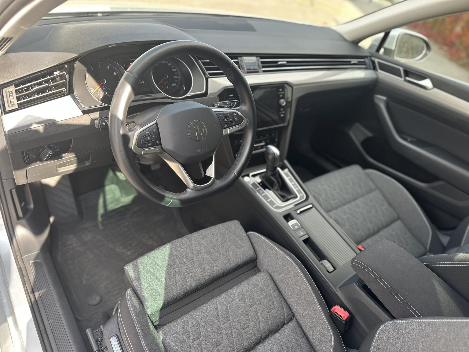 Volkswagen Passat 2023